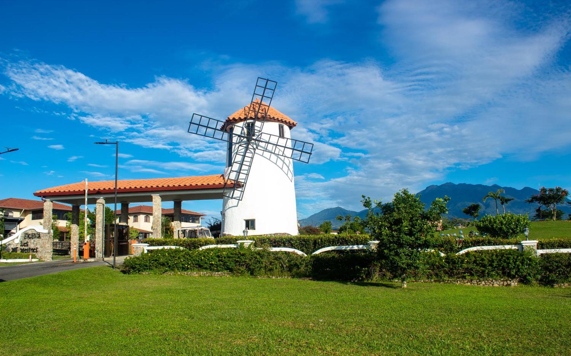 Hacienda Molinos Boutique 4*